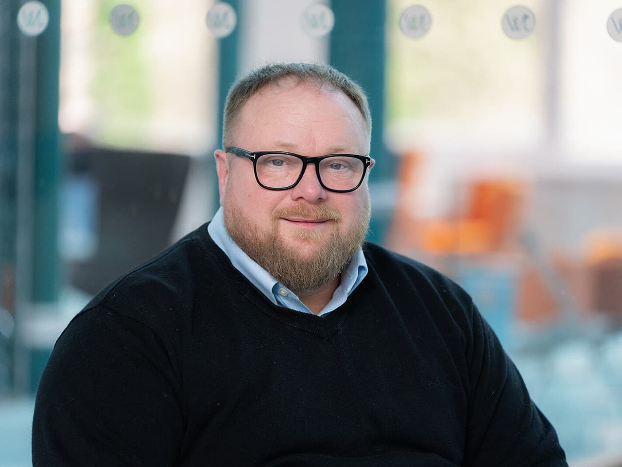 Harwood Co Headshots Seated 190 websize