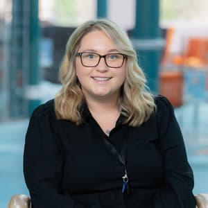 Harwood Co Headshots Seated 167 websize